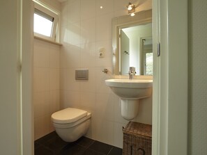 House | Bathroom | Shampoo