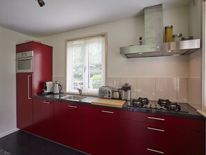 Ferienhaus | Eigene Küche | Kochgeschirr/Geschirr/Besteck