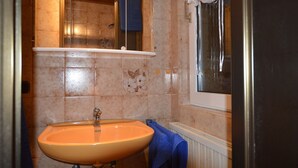 Apartment | Badezimmer
