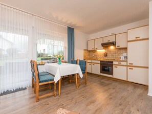 Apartment | 2 bedrooms, individually furnished, bed sheets