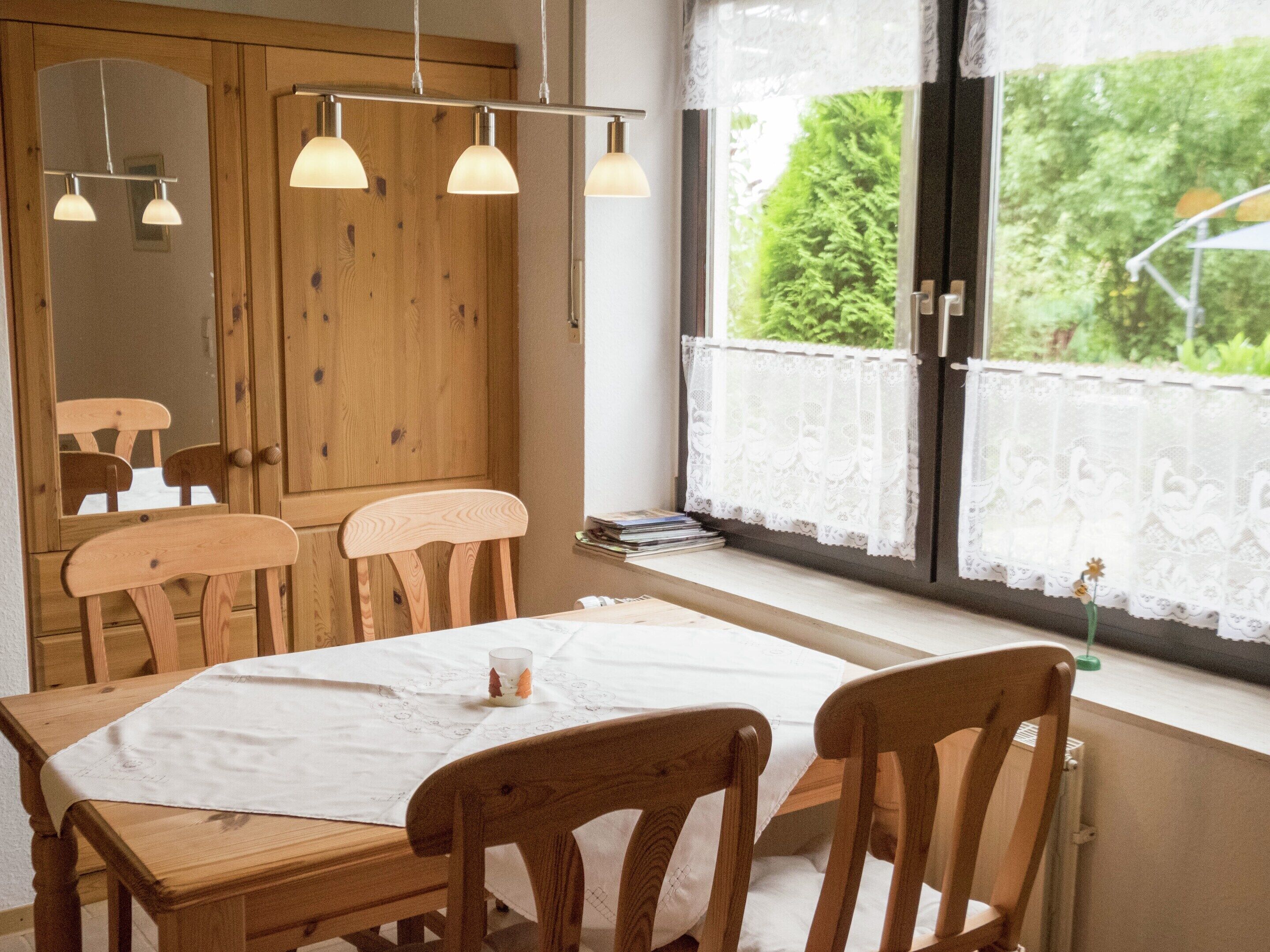 Apartment | Dining