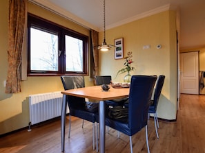 Dining - Chalet in Garderen With Fenced Garden (Garderen)