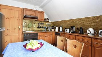 Apartment | Tempat makan