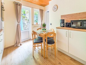 Apartment | Dining - Cosy Apartment near Ski Area in Zorge (Walkenried)