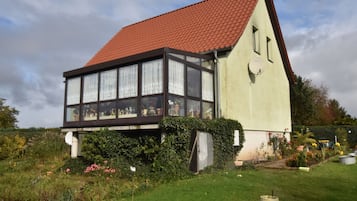 House | Bahagian luar