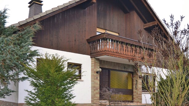 Exterior - Spacious Holiday Home in Neukirchen near Forest (Lichtenfels)