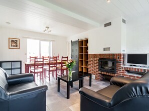 Living room - Scenic Stay in Vencimont (Gedinne)