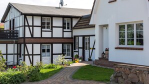Unclassified image, 4 of 16, button - Apartment in Wohlenberg With Balcony, Garden, Bbq, Heating (Kluetz)
