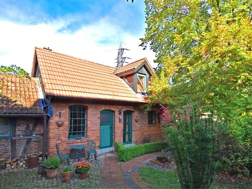 Modern Holiday Home in Bad Eilsen With Private Garden