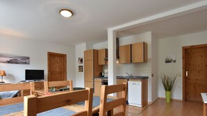 Apartment | Dining - Peaceful Apartment in Insel Poel near Sea (Insel Poel)