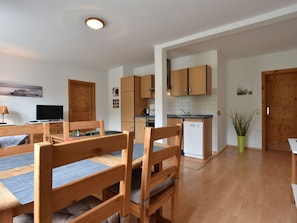 Apartment | Dining - Peaceful Apartment in Insel Poel near Sea (Insel Poel)