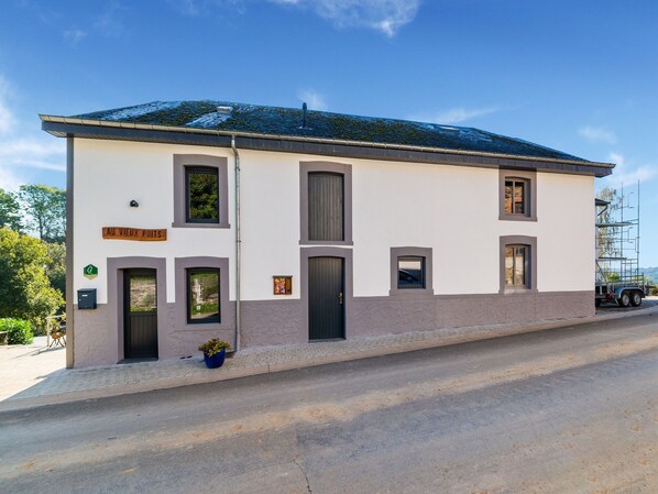 House | Exterior