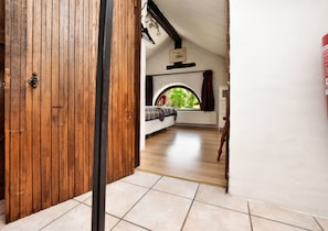 Huis | 2 slaapkamers, individueel gemeubileerd, beddengoed