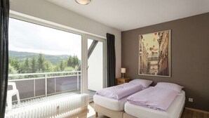 3 bedrooms, individually furnished - Modern Apartment in Kustelberg With Private Balcony (Medebach)