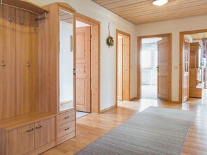 Reception - Cosy Apartment in the Ostallgäu With Balcony and a Magnificent View (Eggenthall)