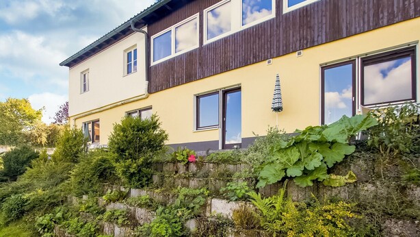 Exterior - Cosy Apartment With Terrace and Garden Access in a Quiet Wooded Area (Goessweinstein)
