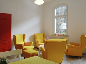 Apartment | Living room | DVD player - Stunning Apartment in Groalmerode With Garden (Grossalmerode)