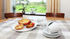 Dining - Comfortable Holiday Home in Eckelrade With Fenced Garden (Eckelrade)