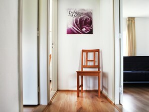 3 Schlafzimmer, individuell eingerichtet, Bettwäsche