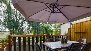 Unclassified image, 2 of 30, button - Graceful Holiday Home in Charenton-du-cher With Garden (Charenton-du-Cher)