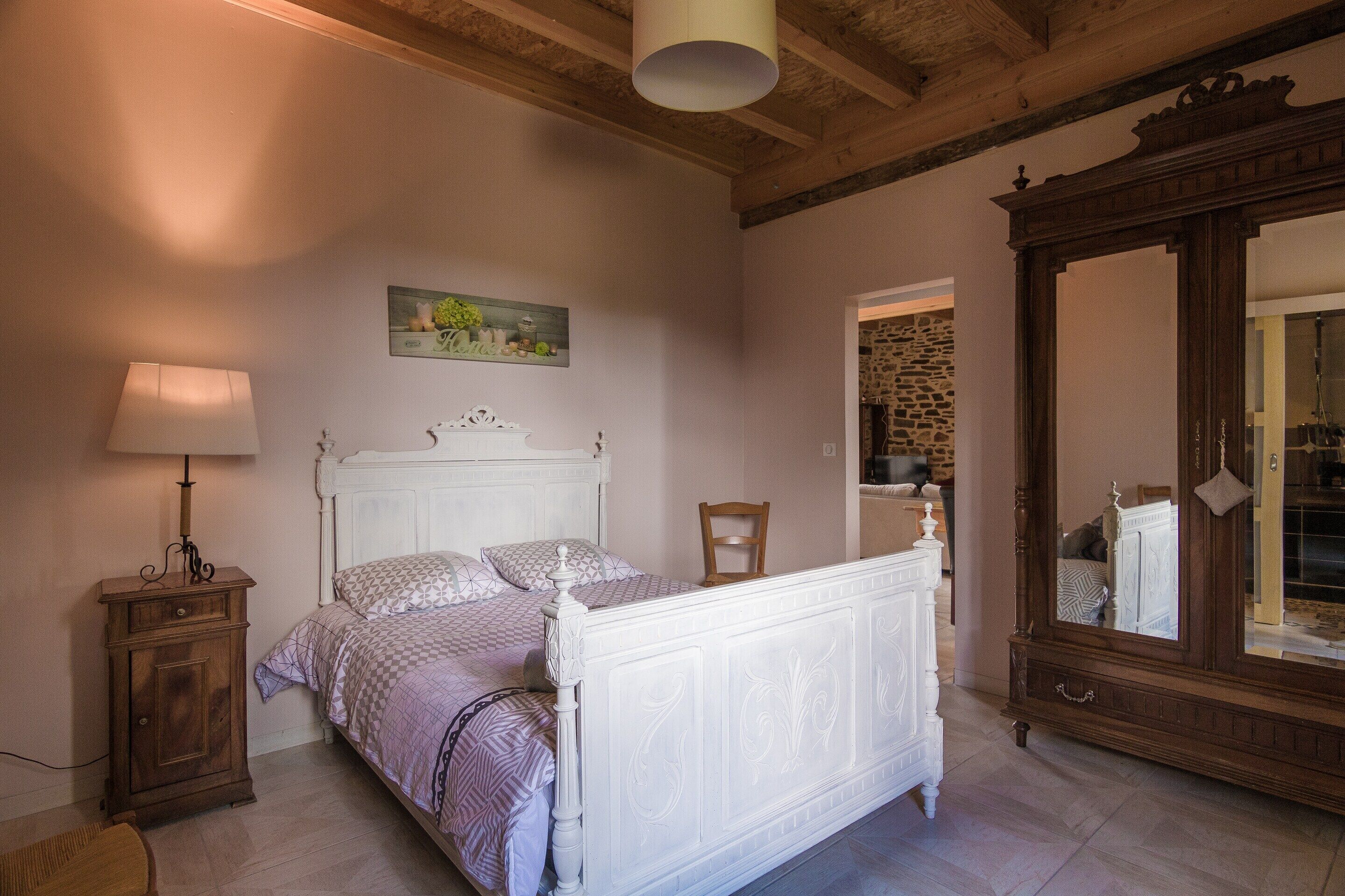 House | 2 bedrooms, individually furnished