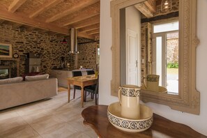 House | Interior detail