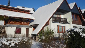 House | Exterior - Sunny Terrace & Quiet Stay (Friedrichroda)