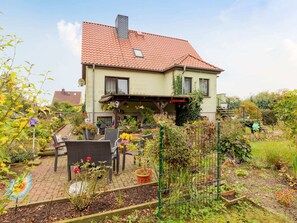 Apartment | Exterior - Wohnung im OT Brusow mit Garten (Kroepelin)
