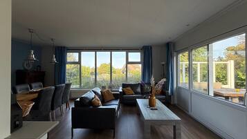 Villa | Living room