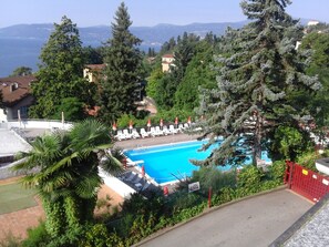 Apartment | Pool | Outdoor pool