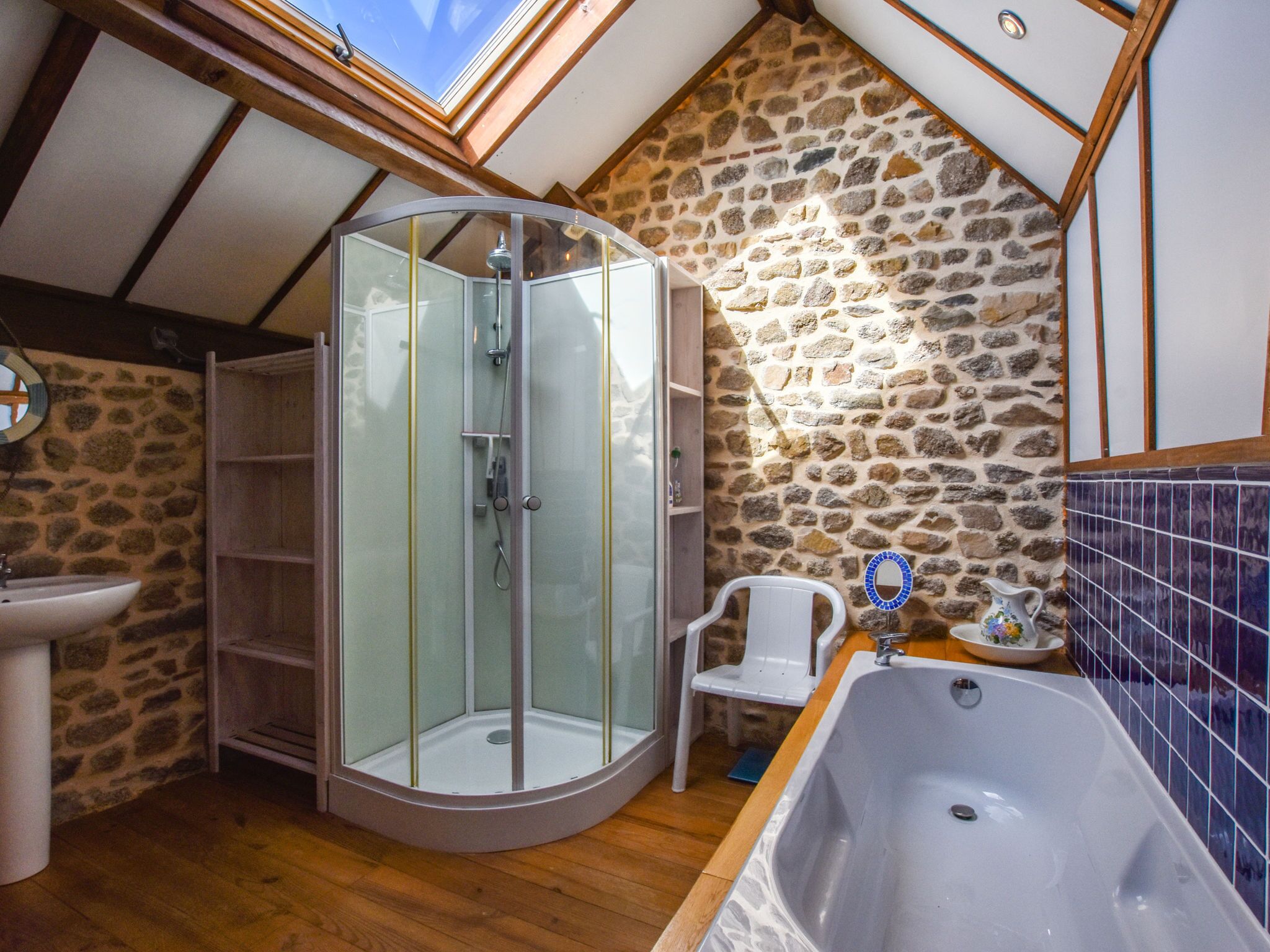 Bathtub