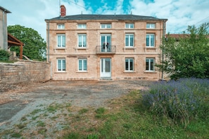 Cottage | Exterior - Cottage in Nouart Countryside (Nouart)