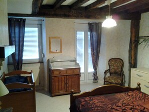 Room amenity - Cottage in Nouart Countryside (Nouart)