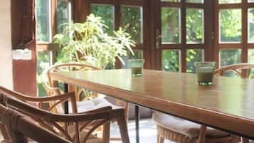 House | Dining