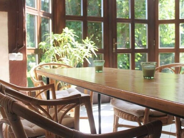 House | Dining - Apartment in Tabarz Thuringia Near the Forest (Tabarz)