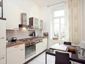 Villa | Private kitchen | High chair - Peaceful Villa in Borstendorf (Grünhainichen)