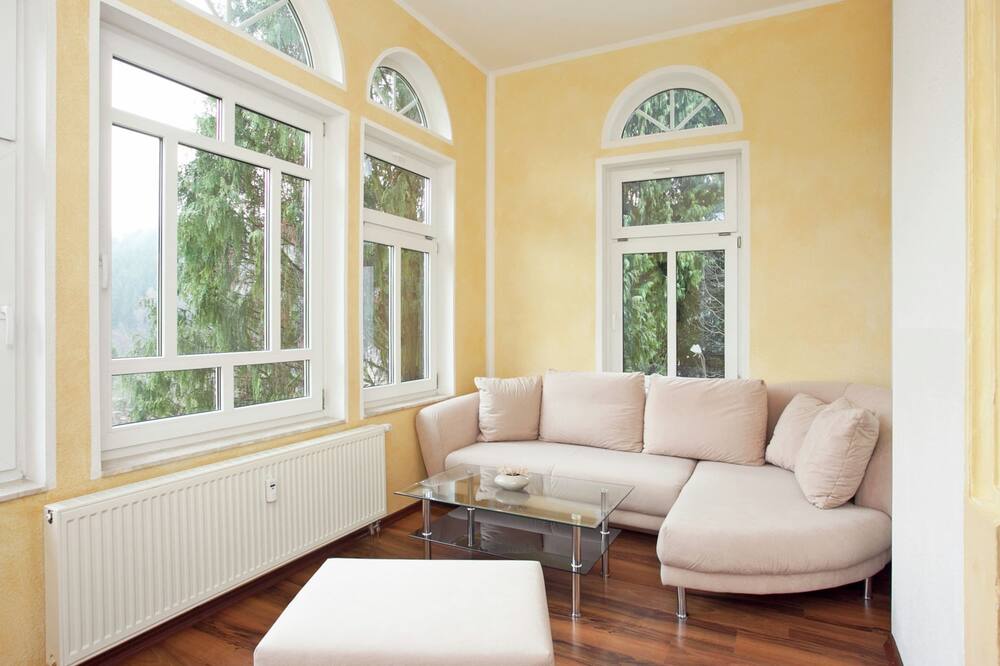 Peaceful Villa in Borstendorf - Talsperre Euba