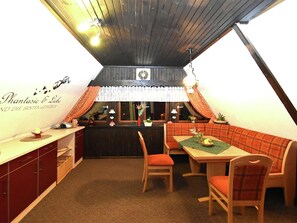 House | Dining - Quaint Holiday Home in Elbingerode near Forest (Oberharz am Brocken)