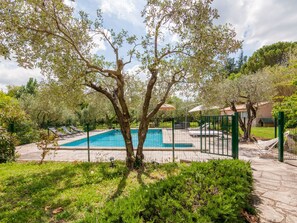 Outdoor pool - Beautiful Villa in Paradou With Swimming Pool (Paradou)