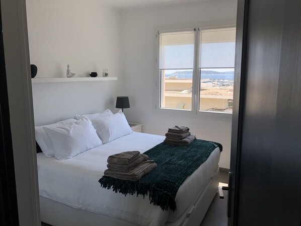 2 chambres, fer et planche à repasser, Wi-Fi gratuit