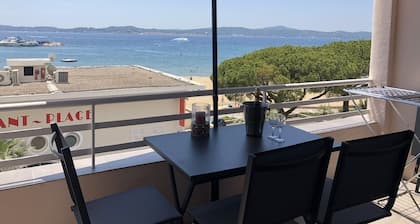 RENOVATED APARTMENT SLEEPS 5/6 PANORAMIC SEA VIEW  