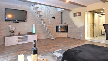 Rumah | 1 kamar tidur dan dilengkapi dengan perabotan berbeda-beda