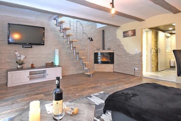 House | 1 bedroom, individually furnished, bed sheets