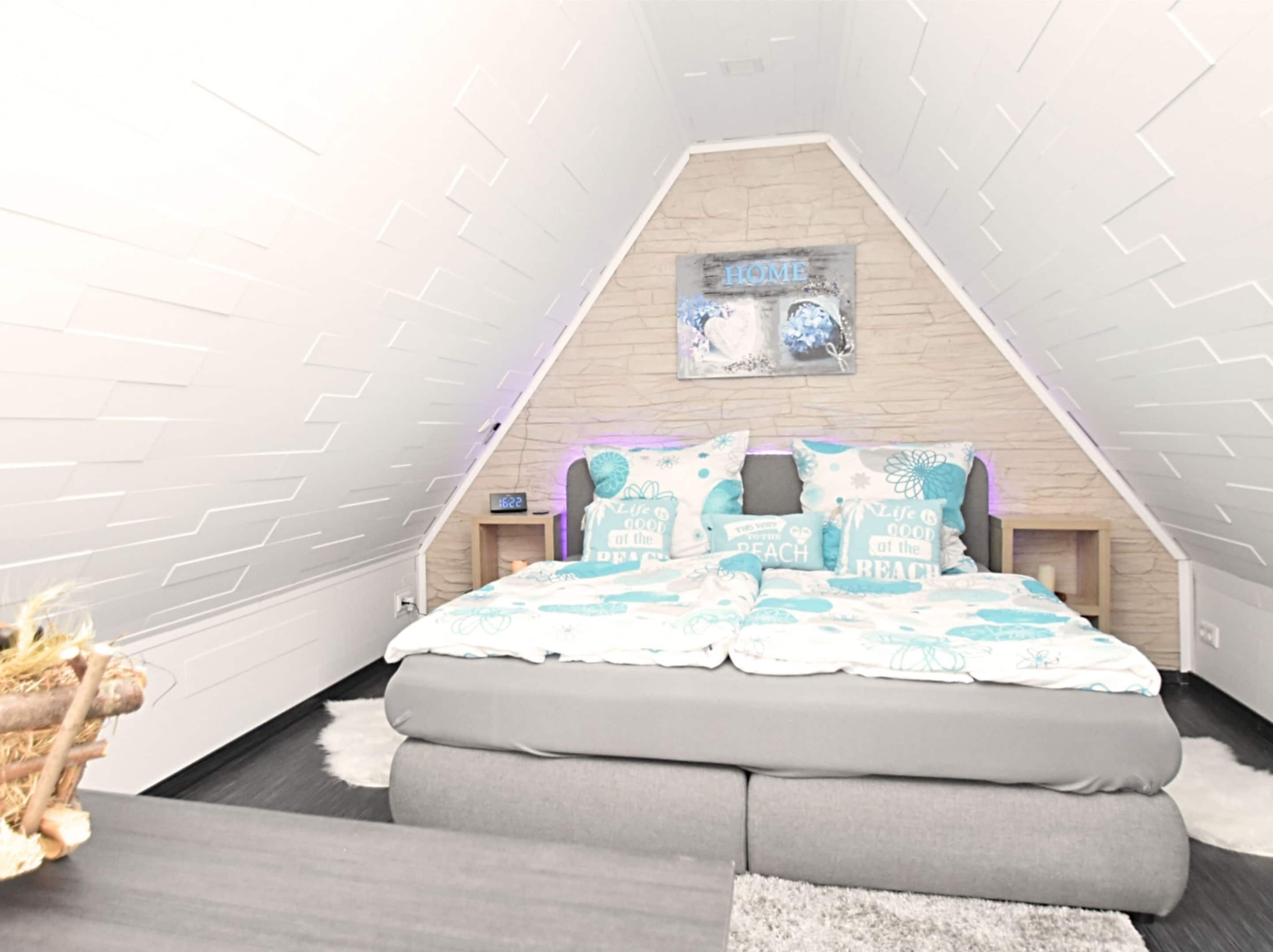 House | 1 bedroom, individually furnished, bed sheets