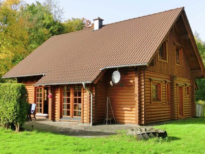 Vintage Chalet in Liebenscheid near Ski Lift & City Center