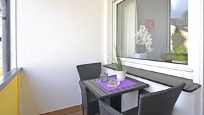 Apartment | Balcony - Pretty Holiday Home With a Balcony Complete With Awning in Meschede in Northern Sauerland (Meschede)