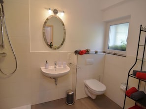 Apartment | Bathroom - Apartment in Medebach Near Ski Lift (Medebach)
