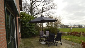 House | Balcony - Cozy Holiday Home near Forest in Aalten (Aalten)