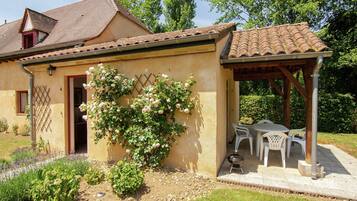 Cottage | Bahagian luar