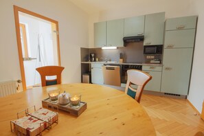 Apartment | Eigene Küche | Hochstuhl